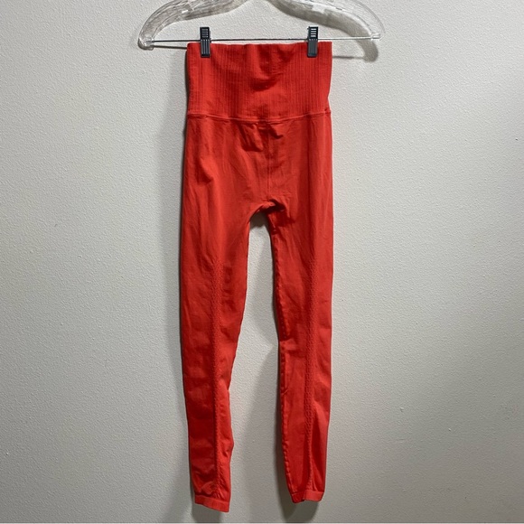 FP Movement By Free People High Waisted Seamless Leggings Coral XS/S GUC - Picture 5 of 13